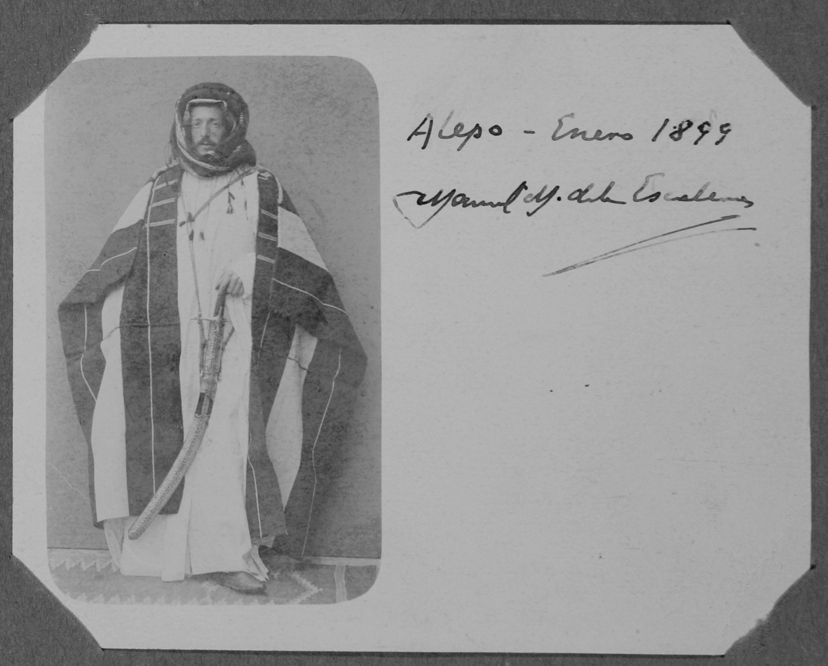 Manuel Martínez de la Escalera en Alepo en 1899. Archivo del Museo Nacional de Ciencias Naturales