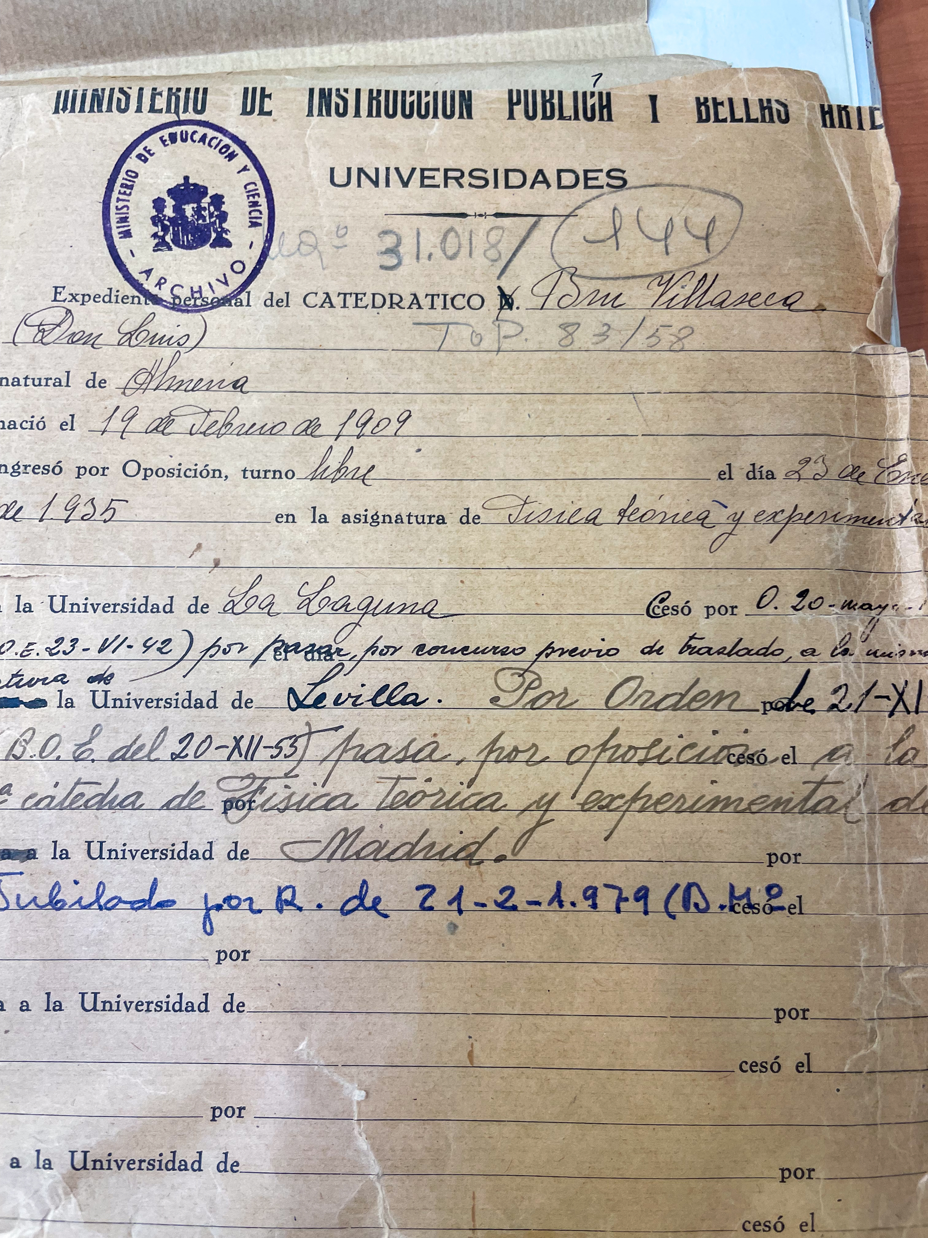 AGA, expedientes personales de catedráticos, 21/20521; expediente de Luis Bru, 31.018/144