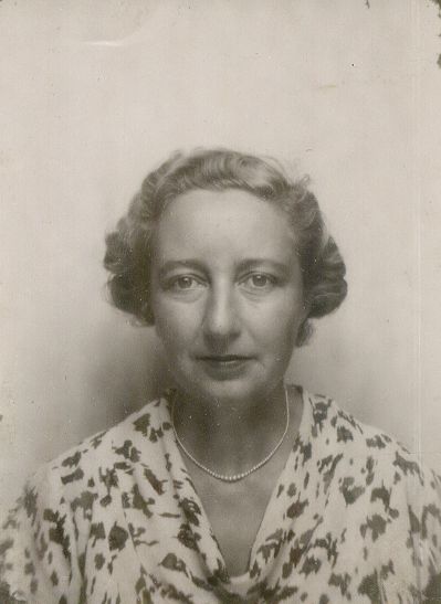 Fotografía de Vaca González, Consuelo