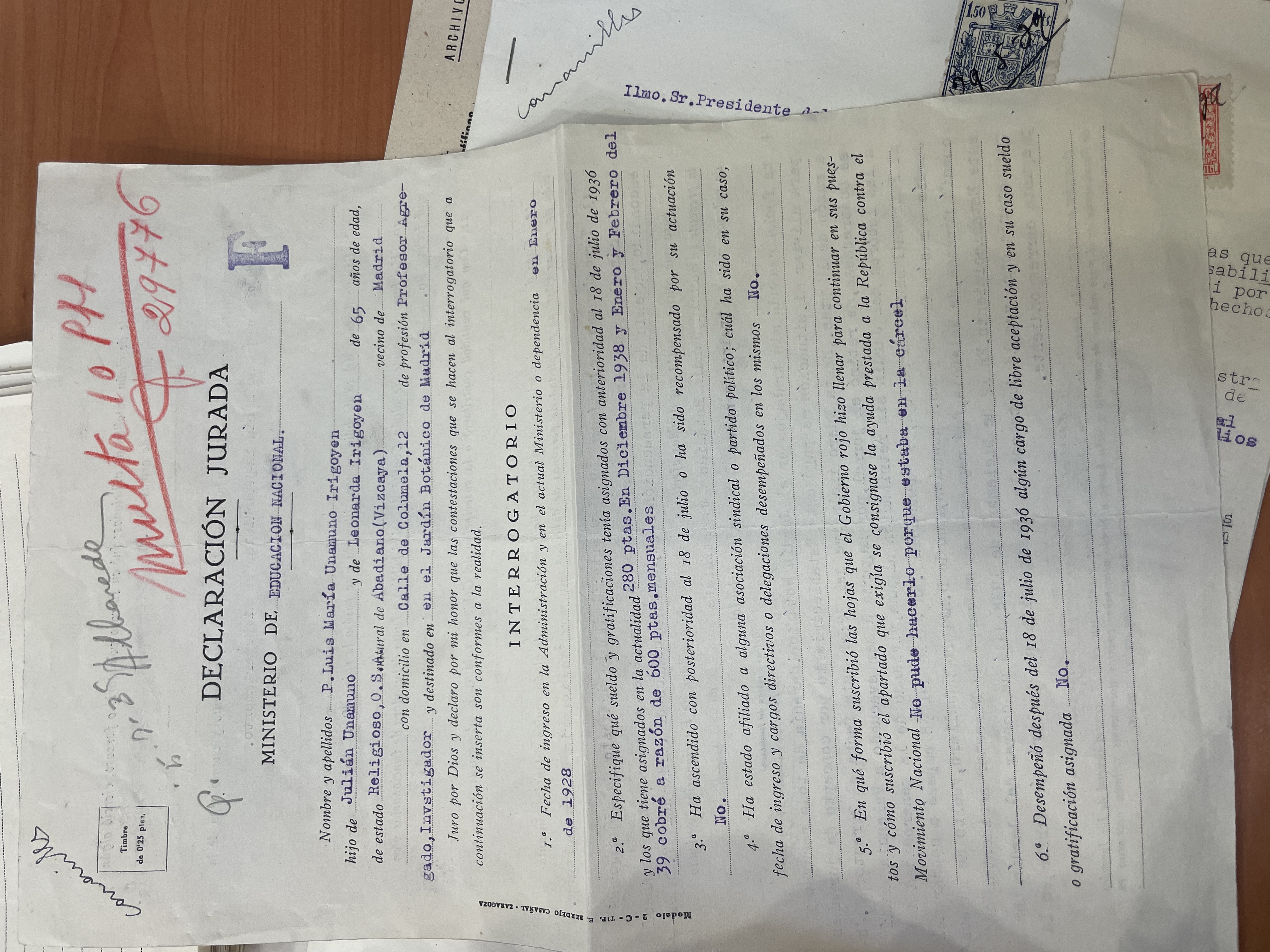 Documentación de Luis María Unamuno Irigoyen en el Archivo General de la Administración.