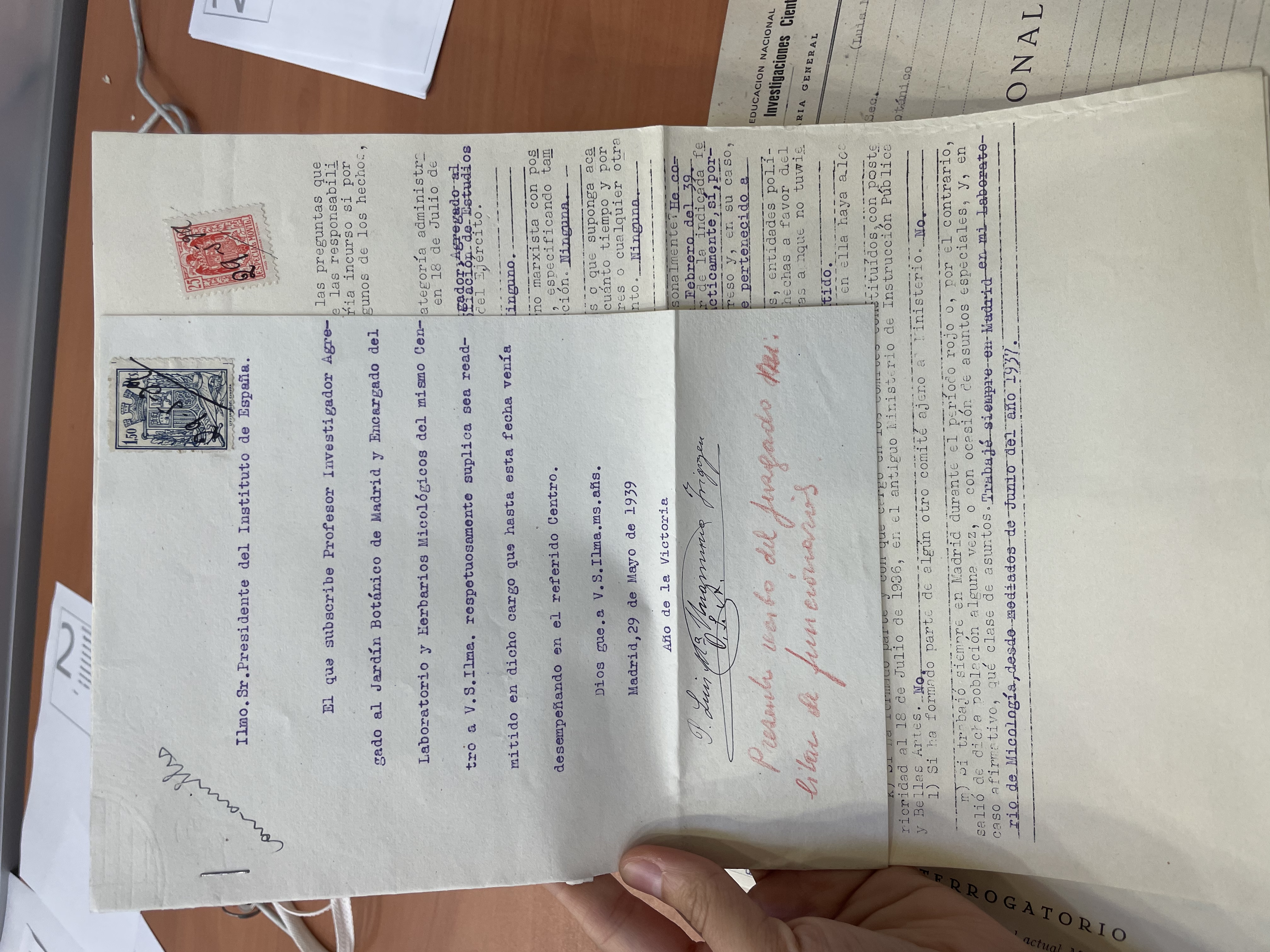 Documentación de Luis María Unamuno Irigoyen en el Archivo General de la Administración.